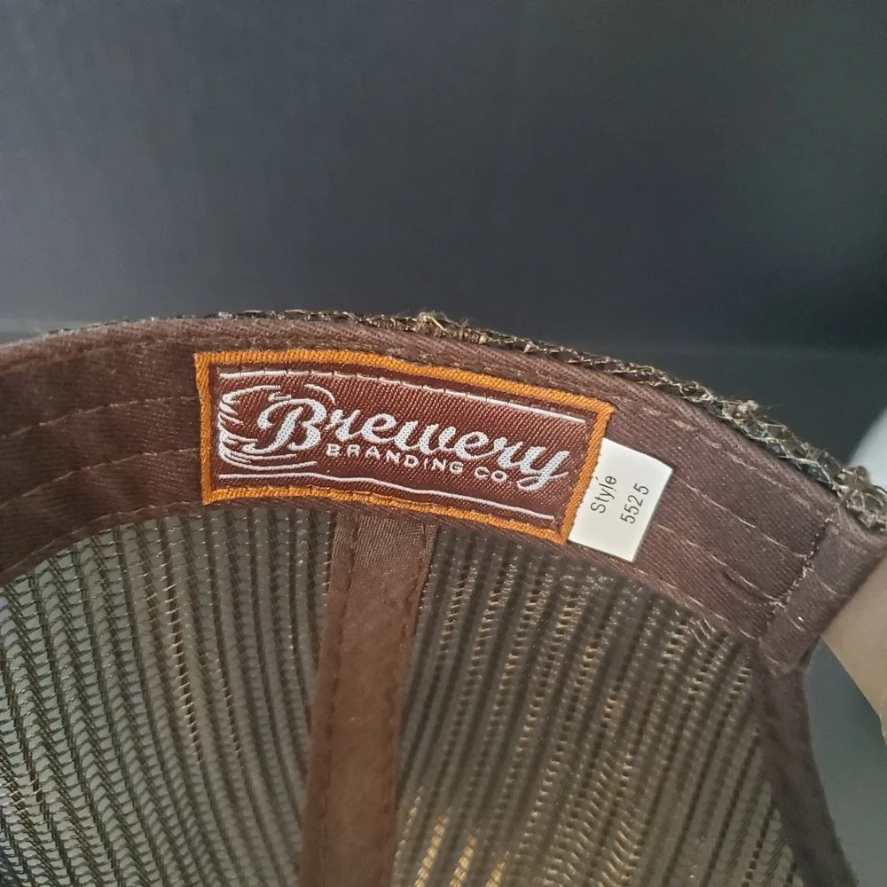 Chief Spring's Fire & Irons Brew Pub Camouflage Brewery Hat Dayton, WA‎ Beer Cap